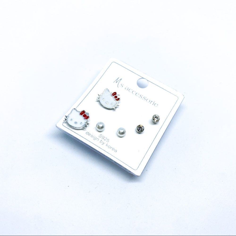 NWT Hello Kitty Pearl CZ Earring Set of 3
